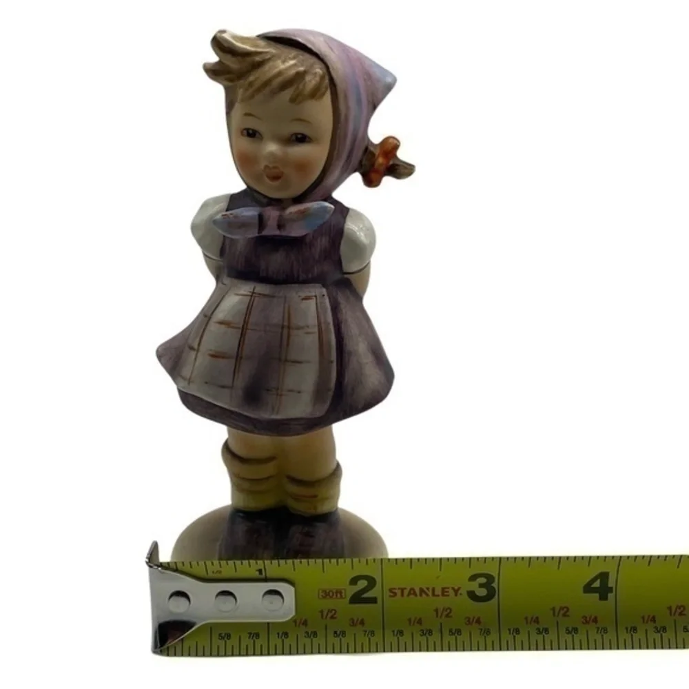 Vintage Goebel Hummel Which Hand Girl Porcelain Figurine #258 W. Germany 1963
